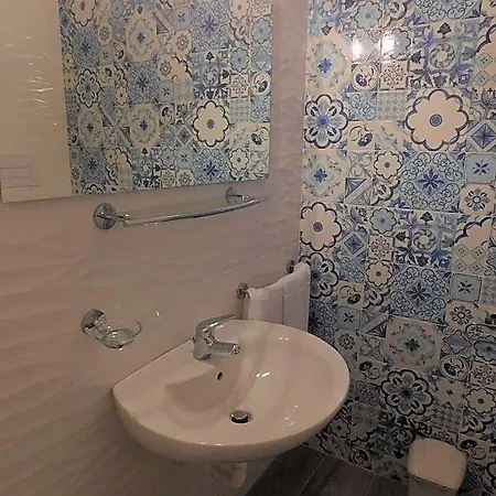 فندق مبيت وإفطار B & B Amore 4*
